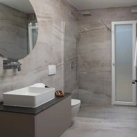 Villa Luxury Salt & Stone With Area In *