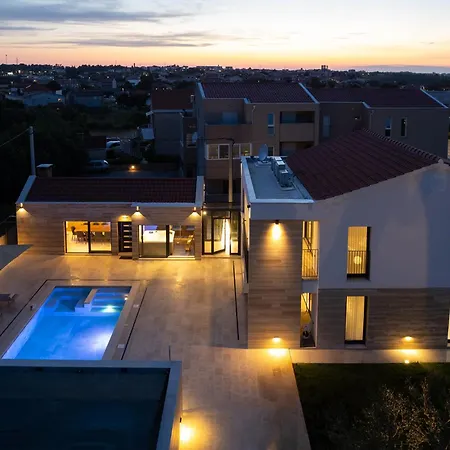 Luxury Salt & Stone With Area In * 宁