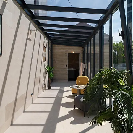 Luxury Salt & Stone With Area In 别墅