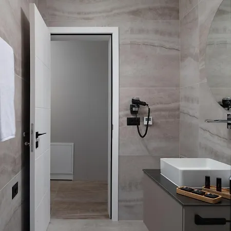 Luxury Salt & Stone With Area In 别墅