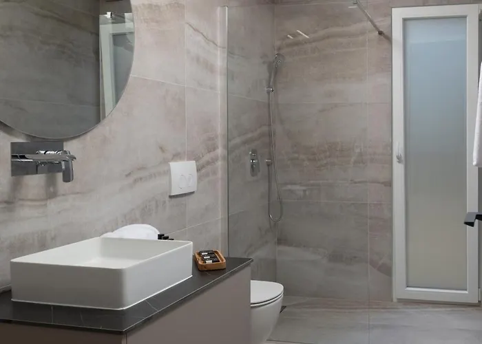 Villa Luxury Salt & Stone With Area In *