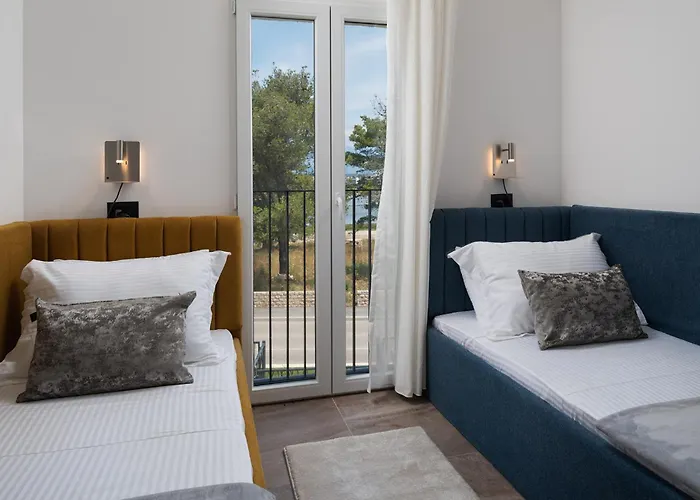 Villa Luxury Salt & Stone With Area In *