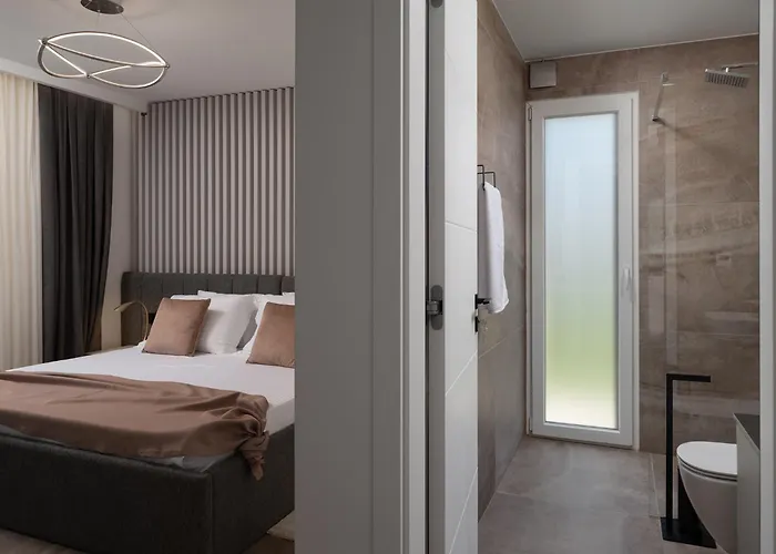 Luxury Salt & Stone With Area In Villa